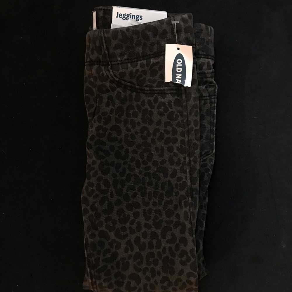 Leopard Print Jeggings!!!! NWT